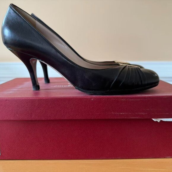 Salvatore Ferragamo Womens Calf Shoes Black Sz 7B - Picture 2 of 9